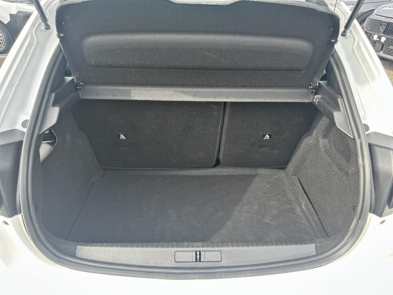 Peugeot 208 1.2 puretech 100ch s&s active — photo 6