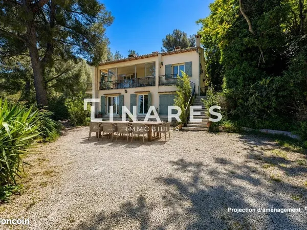 Propriété 7 pièces 165 m²