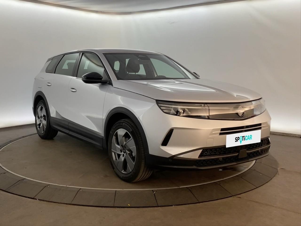 Opel Grandland 1.2 turbo hybrid 145 ch e-dct6 edition — photo 3