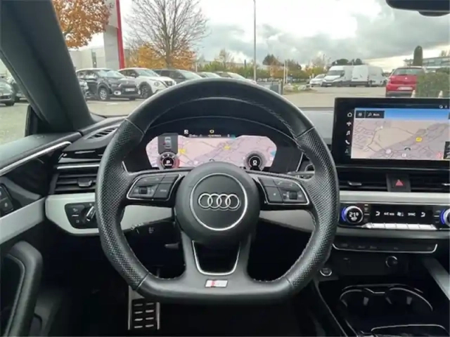 Audi A5 35 tdi 163 s tronic 7 — photo 10