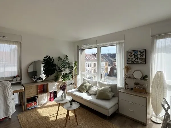 Location studio Lille Vauban (avec revente de meubles )