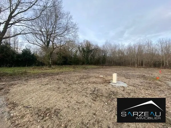 TERRAIN A VENDRE
