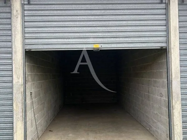 Box de stockage 19 m²
