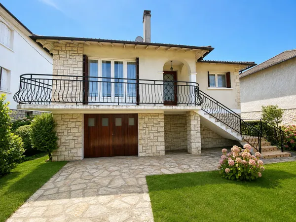 MAISON 4 CHAMBRES SECTEUR RIBOT