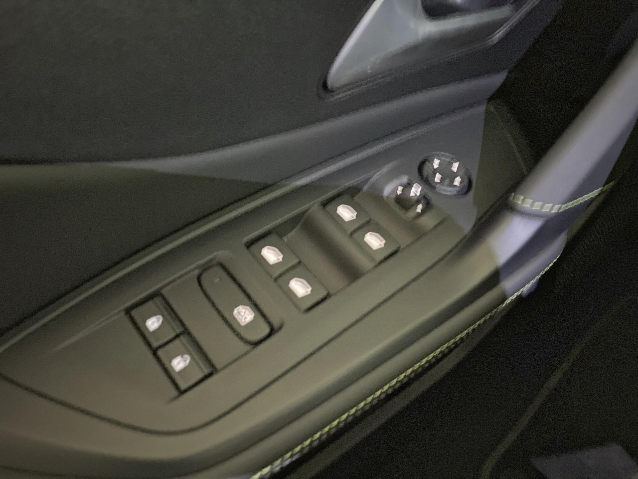 Peugeot 408 hybrid 145 e-dcs6 gt — photo 20