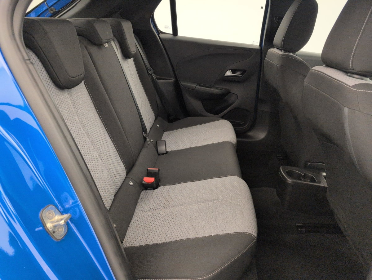 Opel Corsa — photo 10