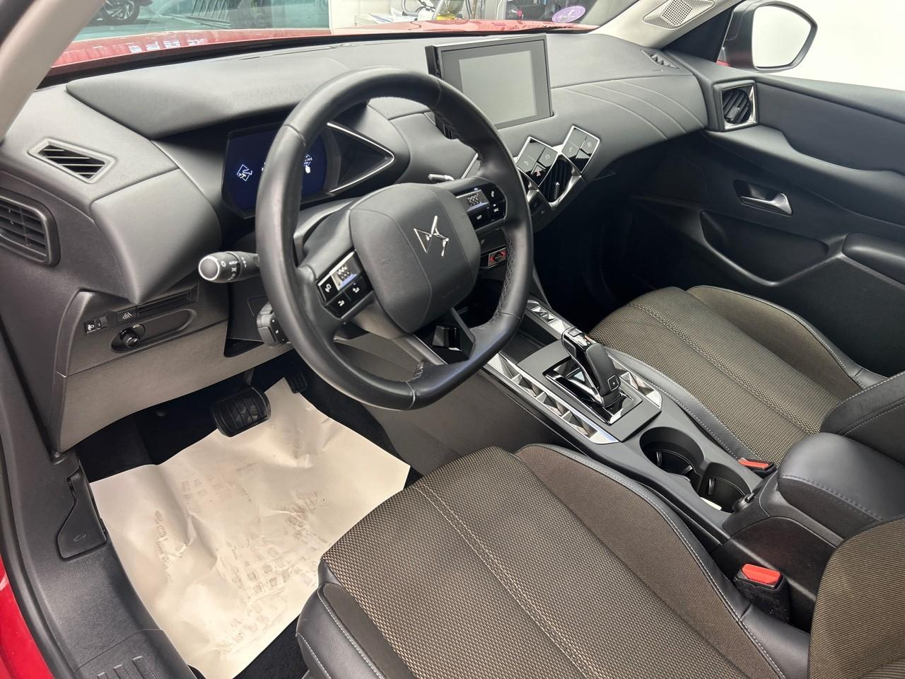 Ds Ds 3 crossback puretech 130 eat8 montmartre — photo 9