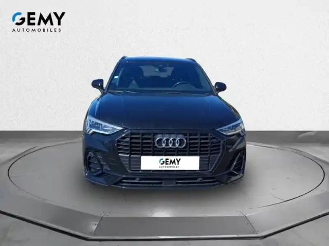 Audi Q3 35 tfsi 150 ch s tronic 7 — photo 2