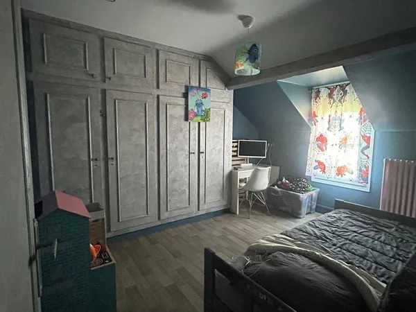 Maison 8 pièces 225 m²