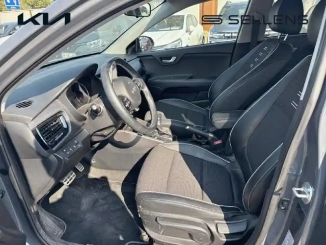 Kia Stonic 1.0 t-gdi 100ch gt line dct7 — photo 8
