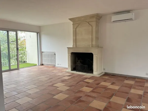 Appartement 3 pièces 120 m²