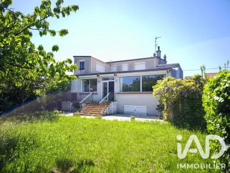 Maison 7 pièces 270 m²