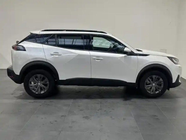 Peugeot 2008 1.2 puretech 100ch s&amp;s style — photo 4