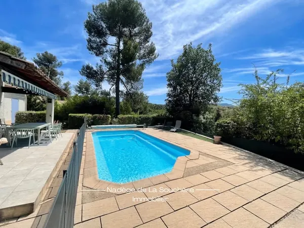 Maison de plain-pied 4 pièces 130 m²