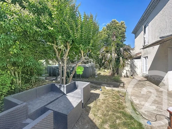 Maison 7 pièces 237 m²