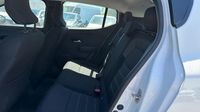 Dacia Sandero 1.0 TCe 90ch Stepway Expression — photo 13