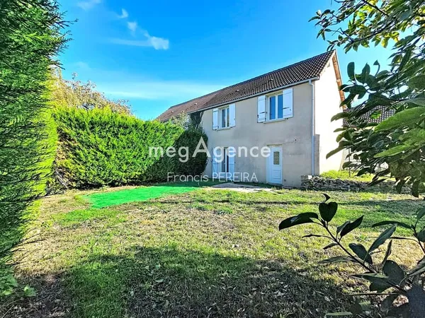Hameau calme sur les hauteurs d'Epône