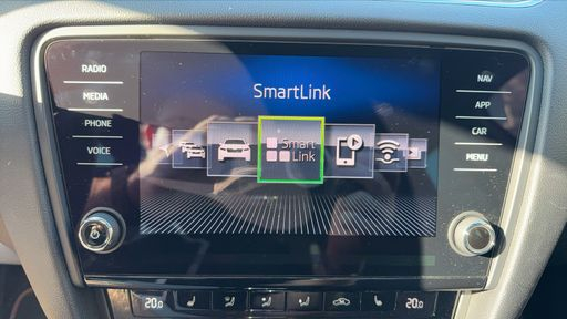 Skoda Octavia Combi RS 2.0 TSI 245 DSG7 - Sport – 2018 – 146000 km – Essence – Boîte Automatique — photo 6