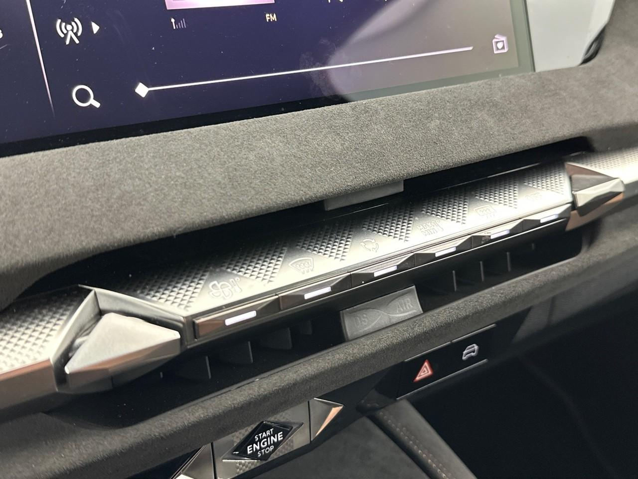 Ds Ds 4 bluehdi 130 eat8 performance line+ — photo 29