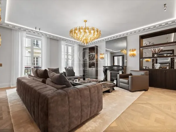 Appartement 5 pièces 163 m²