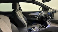 Peugeot 3008 HYBRID 225ch GT Pack e-EAT8 — photo 15