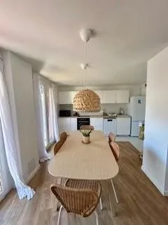 Appartement 7 pièces 136 m²