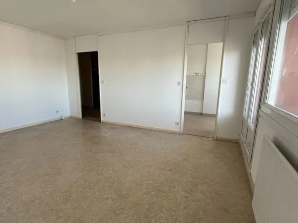 Les Ponts de Cé - T3 avec balcon 73 m² LA GUILLEBOTTE