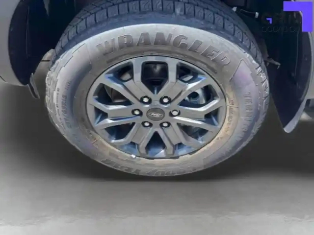 Ford Ranger super cabine 2.0 ecoblue 205 ch s&amp;s bva10 e-4wd — photo 13