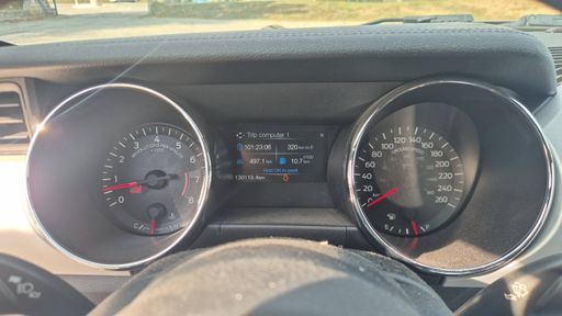 Ford Mustang 5.0 V8 421 - Gt Fastback – 2016 – 130115 km – Essence – Boîte Manuelle — photo 20