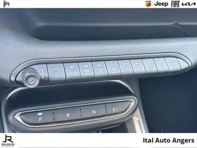 Jeep Avenger electrique 156ch 115kw altitude/238e par mois sans apport — photo 12