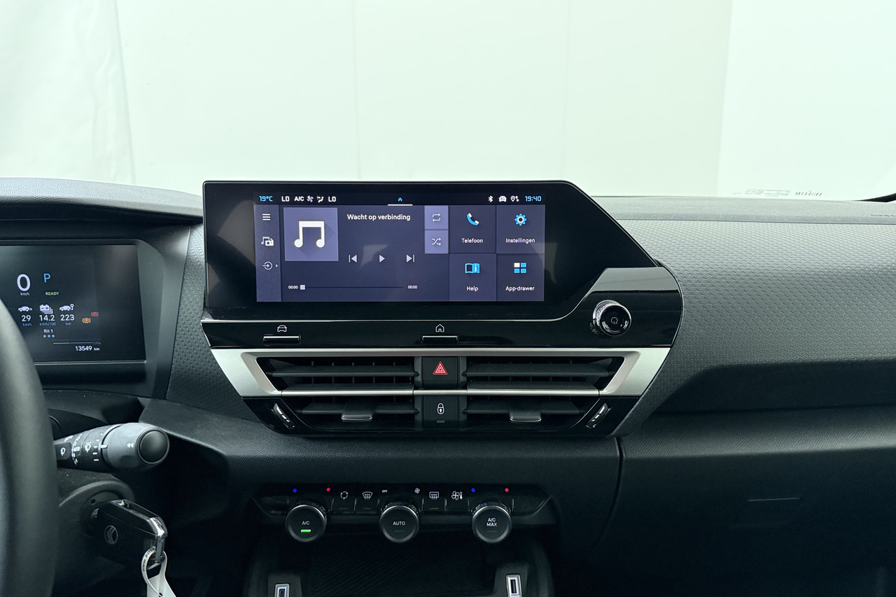 Citroën C4 X — photo 11