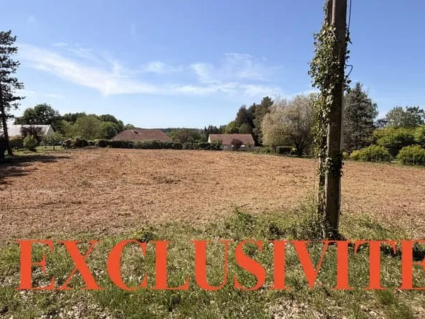 Terrain constructible Lac d'Éguzon (36) 2059 m2
