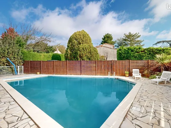 Villa 5 pièces 142 m²