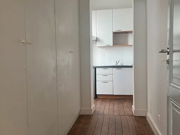 T1 Bordeaux centre sans frais d agence studio avec clim