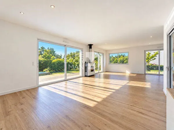 Maison 6 pièces 177 m²