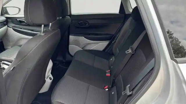Hyundai I20 1.0 t-gdi 100 dct-7 hybrid 48v — photo 12