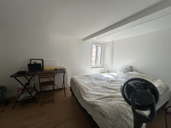 Loue chambre en colocation dans maison