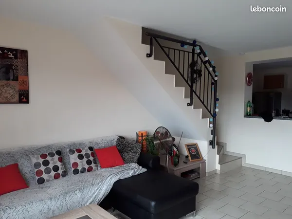 Maison mitoyenne 138 m2 calme et lumineuse