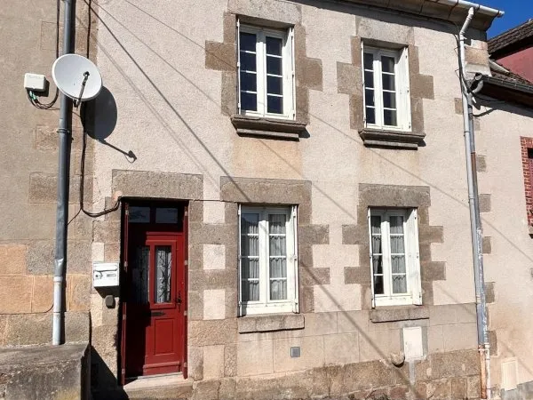 Maison en coeur de ville, sur les hauteurs