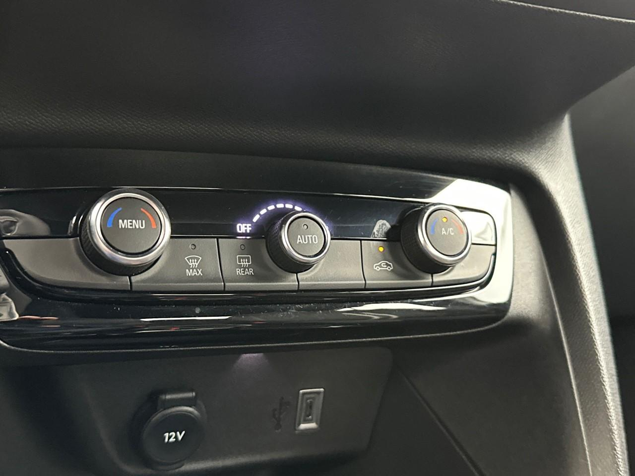 Opel Corsa 1.2 turbo hybrid 100 ch e-dct6 gs — photo 27