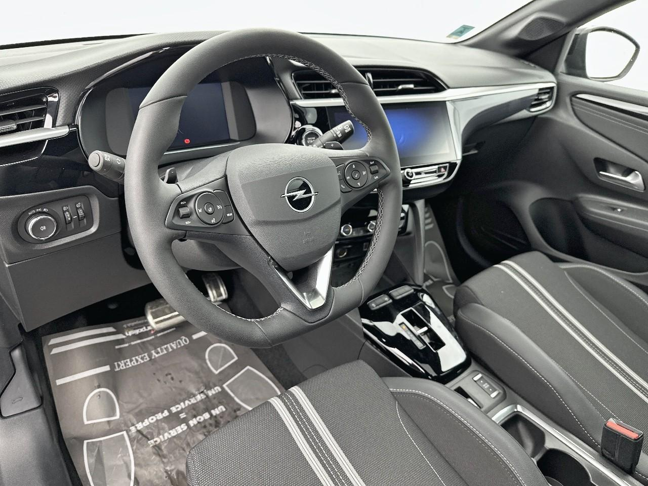 Opel Corsa 1.2 turbo 130 ch bva8 gs — photo 8
