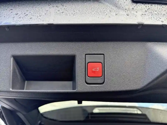 Citroën C5 Aircross hybride 145 ch e-dcs6 — photo 107