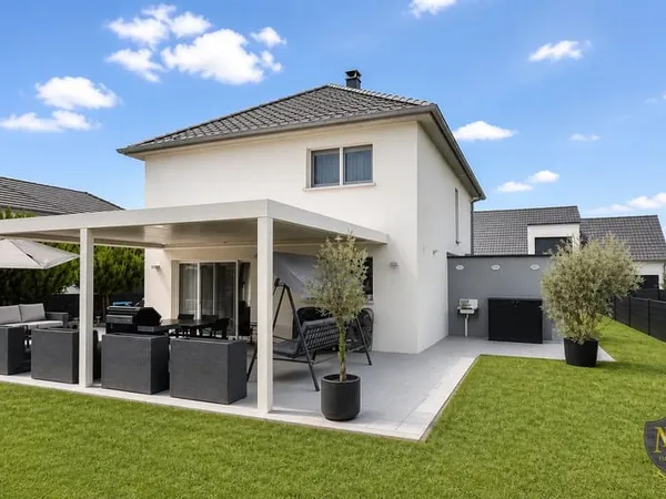 SAINT-LOUIS NEUWEG AU CALME BELLE MAISON CONTEMPORAINE DE 16