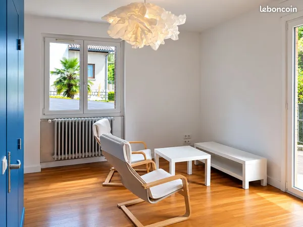 Appartement T2 meublé 35 m² - Grand balcon - Parking - Proche université