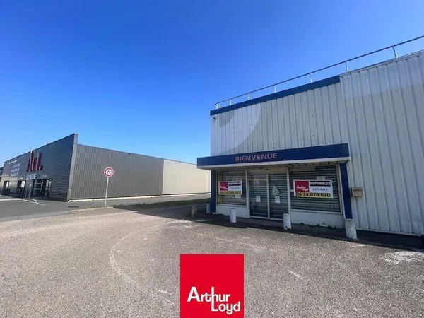 Local commercial 570 m²