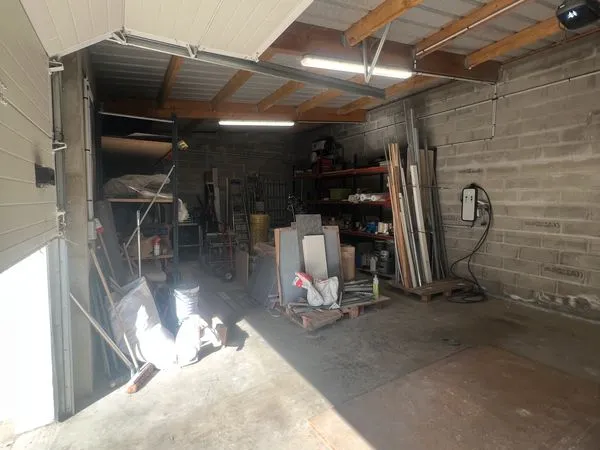 Location hangar/box