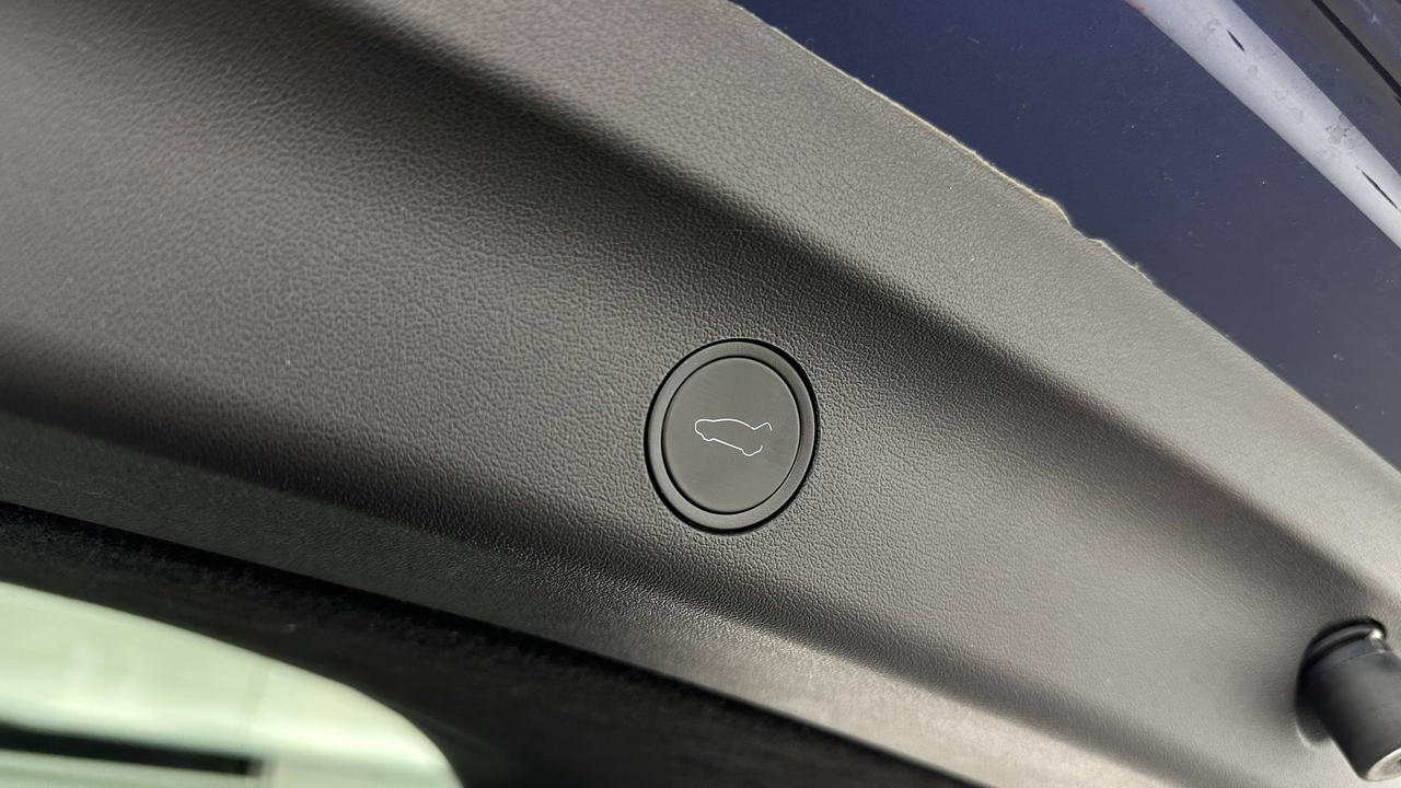 Tesla MODEL Y Grande Autonomie Dual Motor AWD — photo 20