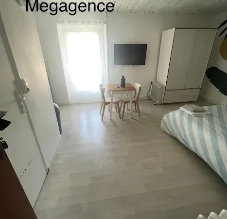 Studio 1 pièce 21 m²