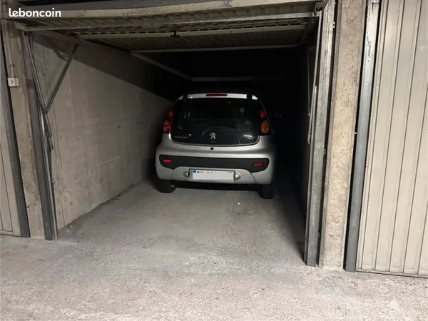 Box Parking