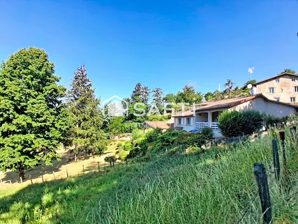 Maison individuelle grand terrain